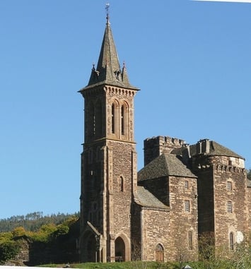 Visite libre de la collégiale de Bédouès
