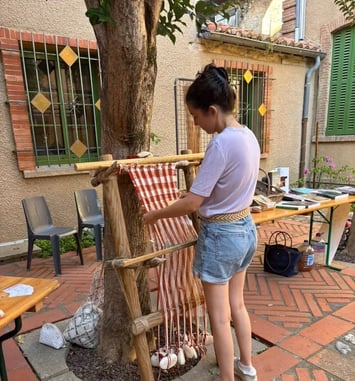 Démonstration de tissage néolithique